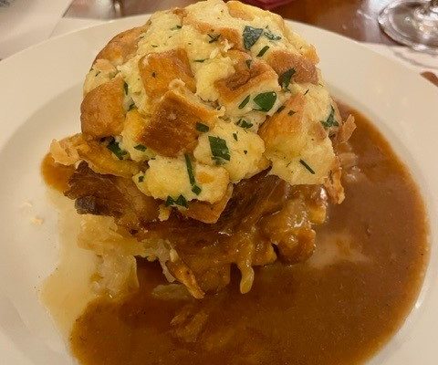 Knödel mit Soße